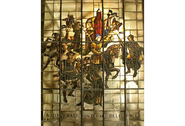 Stained glass window Pieter Hofman, letter traffic in the middle-ages, 1952 (replced in Nuffic, The Hague)